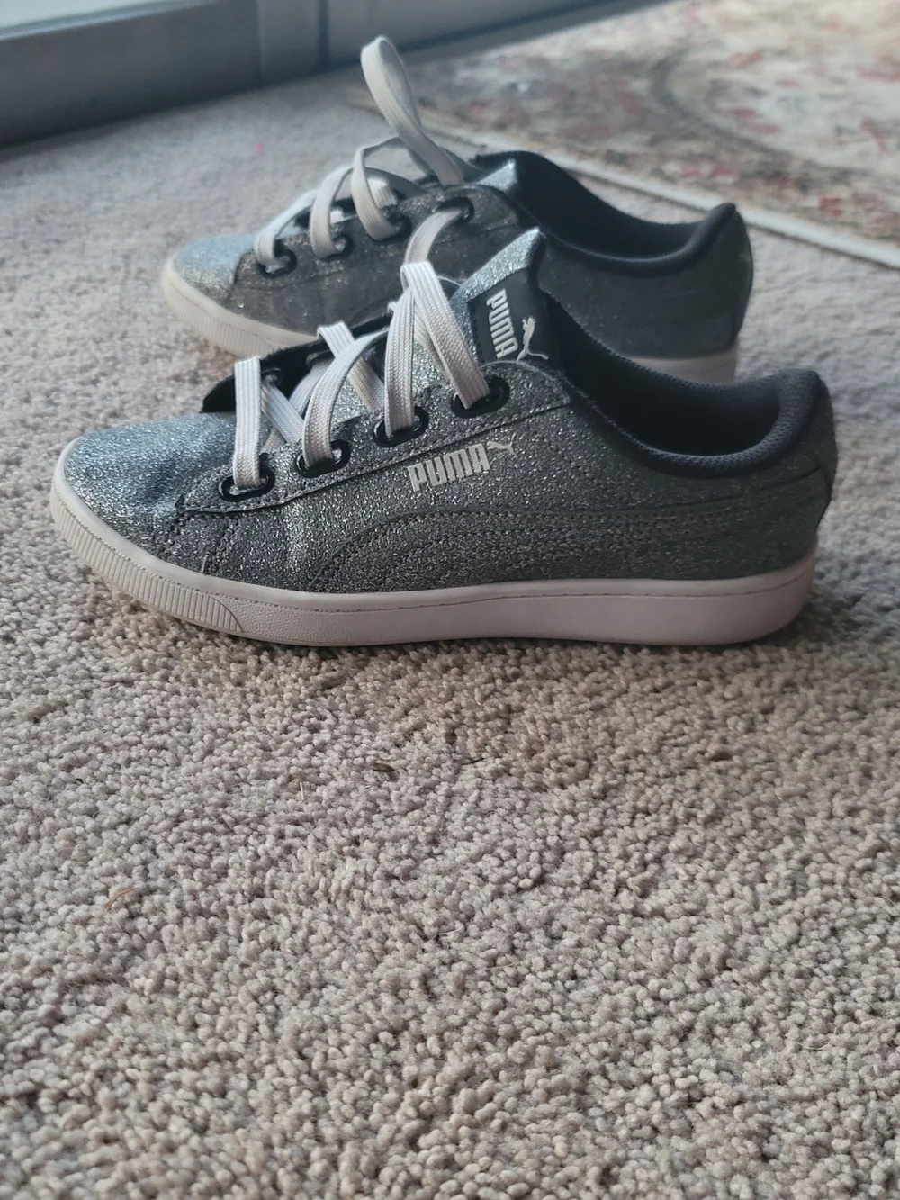 Puma sparkling silver